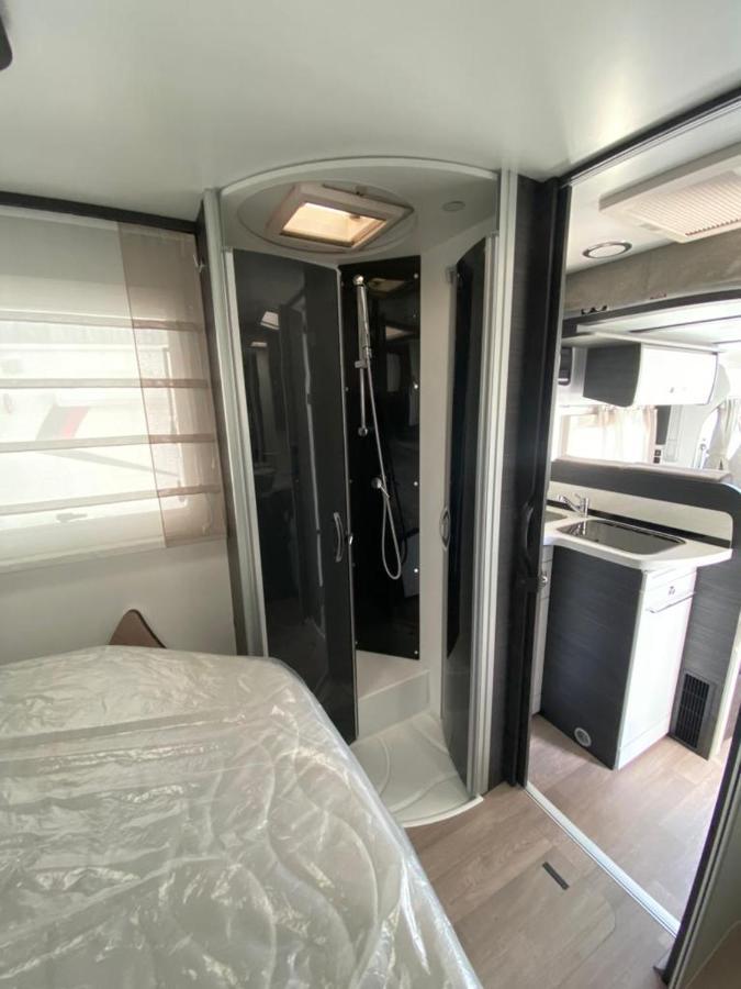 Magnifica Autocaravana Adria Matrix Axess 670Sl Granada Buitenkant foto